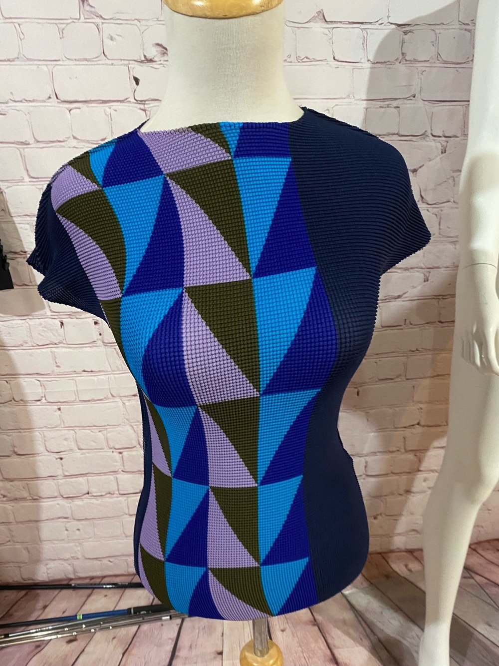 Issey Miyake-ME collection-Geometric Knit Cap-Sleeve Top in Navy and Blue
